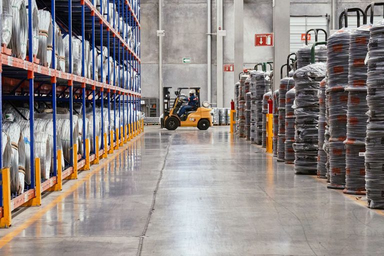 Cách chọn dầu nhớt phù hợp cho xe nâng
